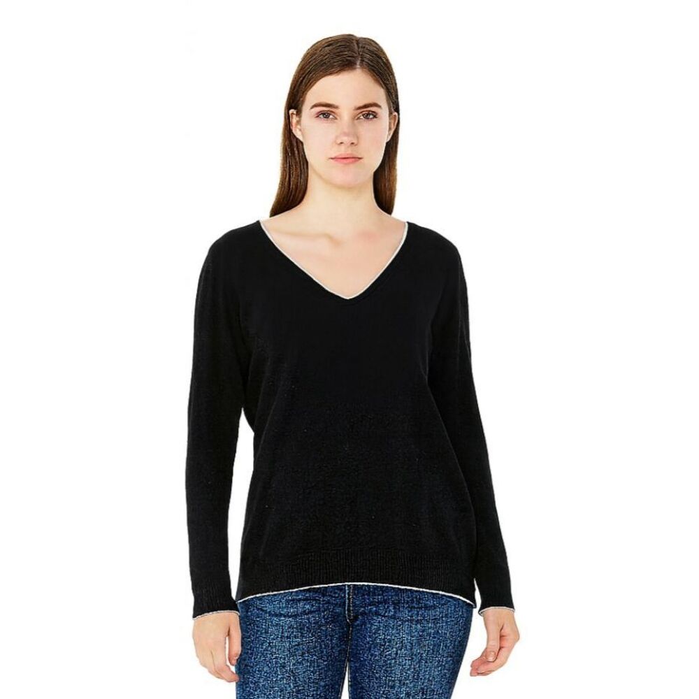 Banana Republic Black V-Neck Sweater XL Library Chic Refined Knit Quiet Luxury